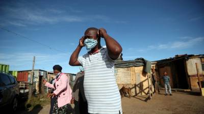 Число жертв коронавируса в Африке превысило 55 тысяч - russian.rt.com
