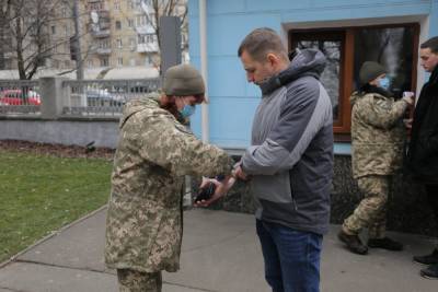 От коронавируса умер еще один военнослужащий: какая эпидемситуация в ВСУ - 24tv.ua