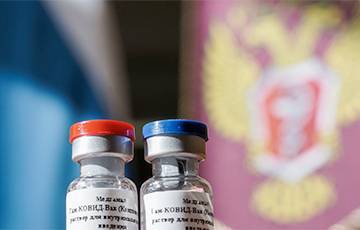 WSJ узнал о проблемах с производством российской вакцины от COVID-19 - charter97.org