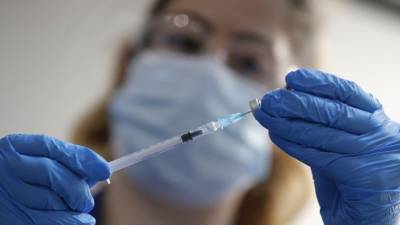 Густав Перн - Первая партия вакцин против COVID-19 поступит в распределительные центры США уже в понедельник - golos-ameriki.ru - Сша