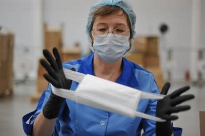 Ученые определили самые эффективные маски для защиты от коронавируса - lenta.ru