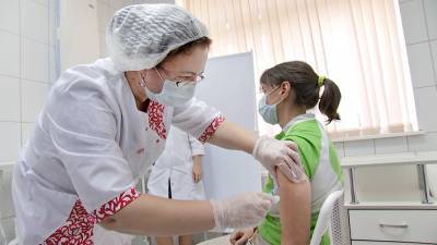 Вакцинация от коронавируса охватила всю страну - tvc.ru - Россия - Приморье край