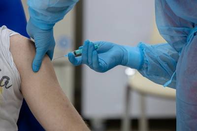 В Тюменскую область поступило еще 800 доз вакцины от коронавируса «Спутник V» - znak.com - Тюменская обл.