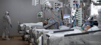 Жители Карелии сотнями попадают в больницы с коронавирусом - stolicaonego.ru - республика Карелия