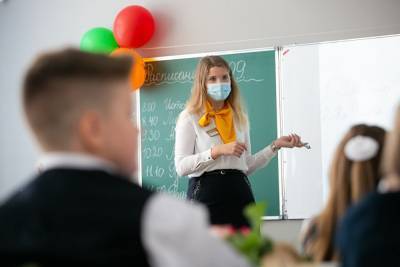 Исследование: большинство российских учителей не хотят прививаться от коронавируса - znak.com - Москва