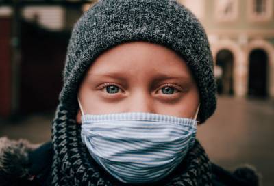 Почти 4 тысячи жителей Петербурга заболели коронавирусом за сутки - online47.ru - Россия - Петербурга