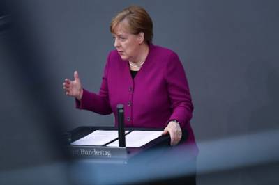 Ангела Меркель - Тест Меркель на COVID-19 показал отрицательный результат - aif.ru - Германия