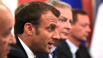 Эмманюэль Макрон - Президент Франции Э. Макрон заразился коронавирусом - rf-smi.ru - Франция