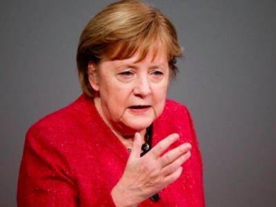 Эммануэль Макрон - Ангела Меркель - Меркель сдала тест на COVID-19 после контактов с Макроном - unn.com.ua - Франция - Германия - Киев