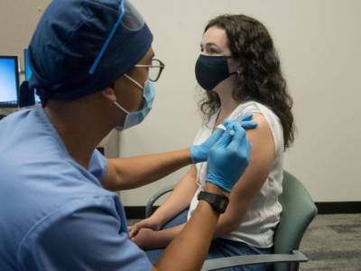 Пандемия: эксперты американского регулятора рекомендовали одобрить вакцину Moderna от COVID-19 - unn.com.ua - Сша - Киев