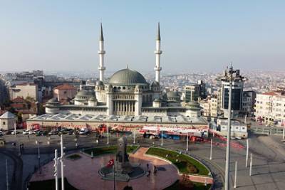 Россиянка показала реальную обстановку на курортах Турции в декабре - lenta.ru - Турция - Стамбул