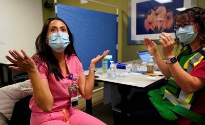 The Washington Times (США): медсестра упала в обморок на пресс-конференции после вакцинации от коронавируса - inosmi.ru - Сша - Washington - штат Теннесси
