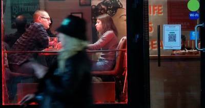Алексей Немерюк - Власти Москвы разрешили находиться в кафе до полуночи - m24.ru - Москва