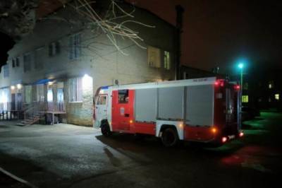 В больнице Астрахани произошел взрыв в помещении для кислородных баллонов - aif.ru - Астрахань