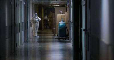 В Москве скончались 77 пациентов с коронавирусом - m24.ru - Россия - Москва