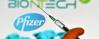 Великобритания первой одобрила применение вакцины Pfizer от COVID-19 - runews24.ru