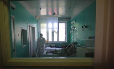 Китайский вирус нанес сокрушительный удар по киевским врачам: счет идет на тысячи - politeka.net