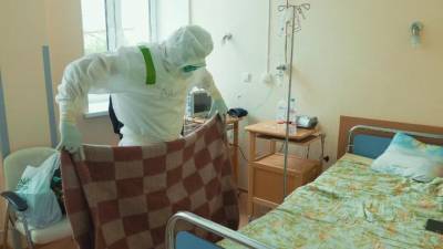 За сутки в Петербурге коронавирусом заразились 3759 человек - piter.tv - Россия - Санкт-Петербург - Москва - округ Янао