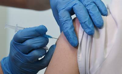 Daily Star (Великобритания): в прямом эфире медбрату больницы сделали фальшивый укол вакцины от covid-19 - inosmi.ru - Англия
