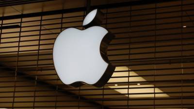 Часть магазинов Apple временно закроют из-за коронавируса - inforeactor.ru - Англия - штат Калифорния