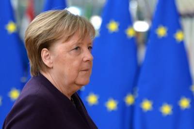 Ангела Меркель - Меркель поговорит с Макроном о закрытии границ ЕС с Британией - lenta.ru - Франция - Англия - Германия - Евросоюз