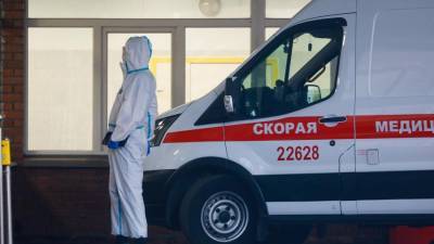 В Петербурге осталось менее 1% коек для пациентов с коронавирусом - iz.ru - Санкт-Петербург