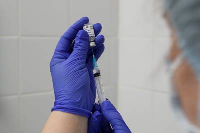 Китай за два месяца вакцинирует от COVID-19 50 млн человек - govoritmoskva.ru - Китай - Шанхай