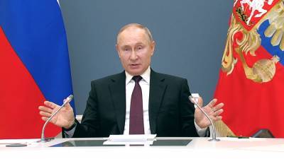 Владимир Путин - Путин рассказал о случаях заболевания коронавирусом в его окружении - tvc.ru - Россия