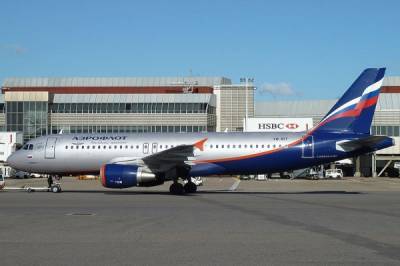 Россия сегодня в полночь на неделю остановит авиасообщение с Великобританией - nakanune.ru - Россия - Англия - Лондон