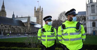 Меняться, чтобы выжить. Грозит ли "британский" штамм коронавируса новым витком пандемии - dsnews.ua