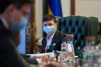 Владимир Зеленский - Зеленский призвал правительство обеспечить выплатами семьи погибших медиков - zik.ua - Украина