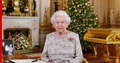 королева Елизавета II (Ii) - Меган Маркл - Елизавета II протянула Меган Маркл «оливковую ветвь» в Рождество - profile.ru