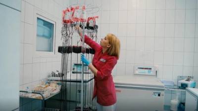 Татьяна Засухина - Петербург заготовил более 500 литров антиковидной плазмы - piter.tv - Санкт-Петербург