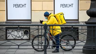 Россияне стали чаще заказывать продукты и еду с доставкой в пандемию - riafan.ru - Москва
