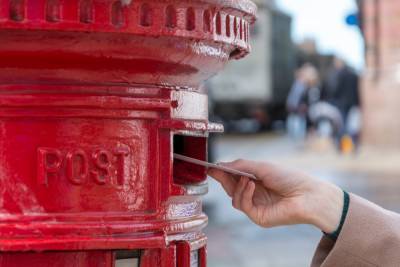 Почта Великобритании прекратила отправлять письма и посылки в страны Европы: детали - 24tv.ua - Турция - Англия - Канада - Ирландия