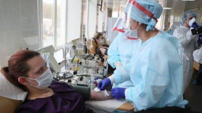 Более 8 тысяч москвичей сдали плазму крови с антителами к коронавирусу - nation-news.ru