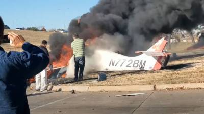 В США самолет столкнулся с автомобилем, два человека погибли - newdaynews.ru - Сша - штат Техас