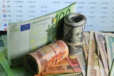 Евро дешевеет к доллару на фоне ухудшения ситуации с коронавирусом - smartmoney.one - Москва - Сша