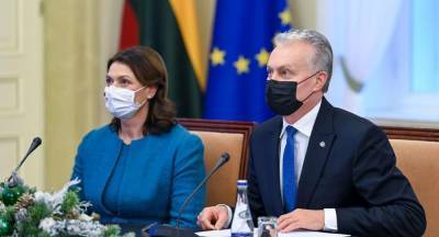 Гитанас Науседа - Президент Литвы пообещал первыми вакцинировать от COVID-19 пожилых - obzor.lt - Литва - Президент