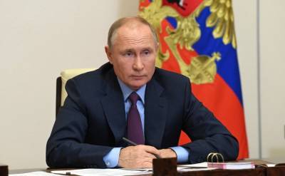 Владимир Путин - Александр Новак - Путин заявил, что в нефтяной отрасли нельзя хулиганить с потребителями - m24.ru - Россия