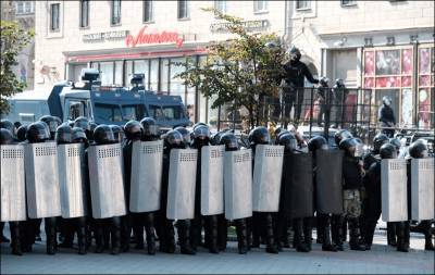 Нам кричали: «Фашисты!» Мы не понимали за что, пока не увидели, что делает ОМОН - naviny.by - Минск