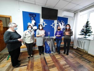 В Запорожье перед Рождеством приняли Вифлеемский огонь - inform.zp.ua - Украина - Запорожье