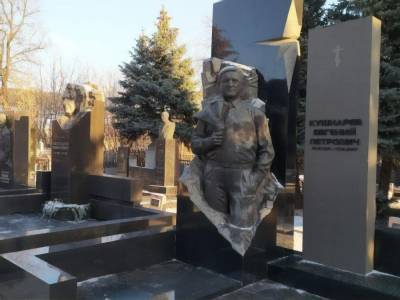 Геннадий Кернес - Евгений Кушнарев - Кернеса похоронят рядом с Кушнаревым - gordonua.com - Германия