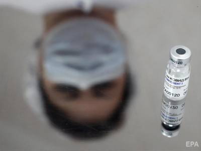 Жар, потеря обоняния и давление. Россияне жалуются на побочные эффекты вакцины "Спутник V" - gordonua.com - Россия