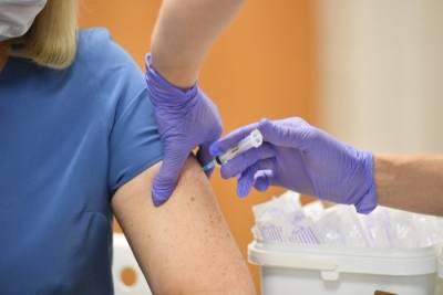 Более 700 жителей Тульской области прошли вакцинацию от COVID-19 - interfax-russia.ru - Тульская обл.