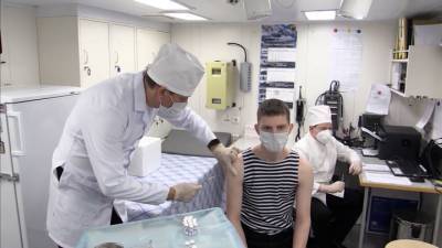 Минздрав закончил набор добровольцев на испытания вакцины "Спутник V" - vesti.ru - Россия