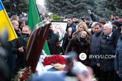 Геннадия Кернеса похоронили на Почетной аллее в Харькове – фото, видео - bykvu.com - Украина