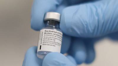 Pfizer к июлю поставит США еще 100 млн доз вакцины от COVID-19 - golos-ameriki.ru - Сша