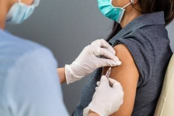Вакцинацию против коронавируса внесли в календарь прививок - vologda-poisk.ru