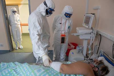 Раскрыт новый фактор смертности при коронавирусе - lenta.ru - Сша